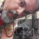 Tashi Vasudeva (Víctor)